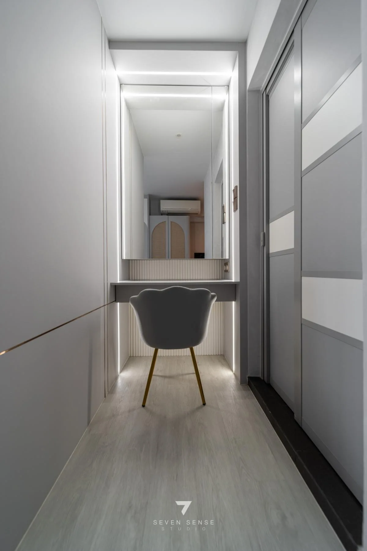 670 Woodlands Dr 71 by 7 Sense Studio, view 23