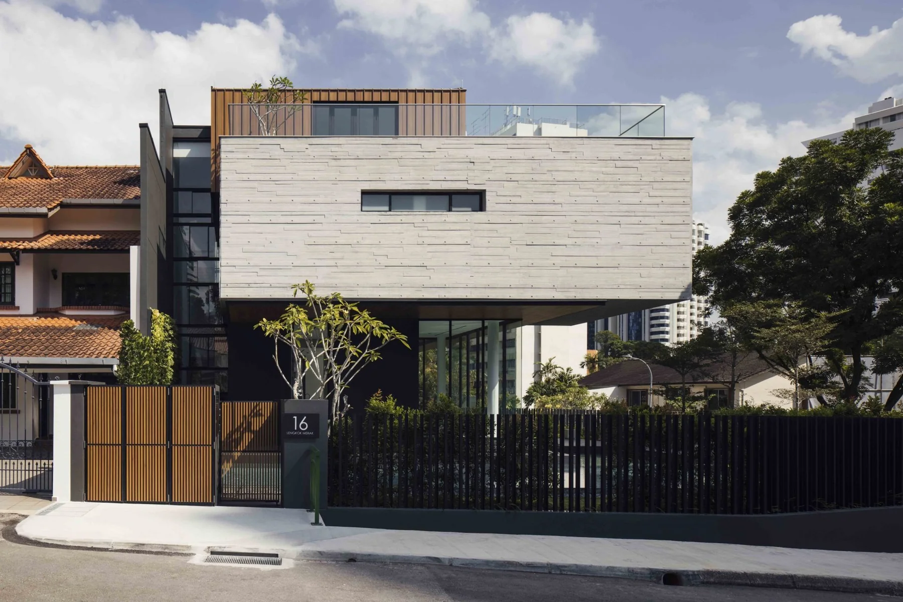 AR43%20Architects%20 %20One%20Tree%20Hill%20House%20 %2016%20Lengkok%20Merak%204, Design Authority
