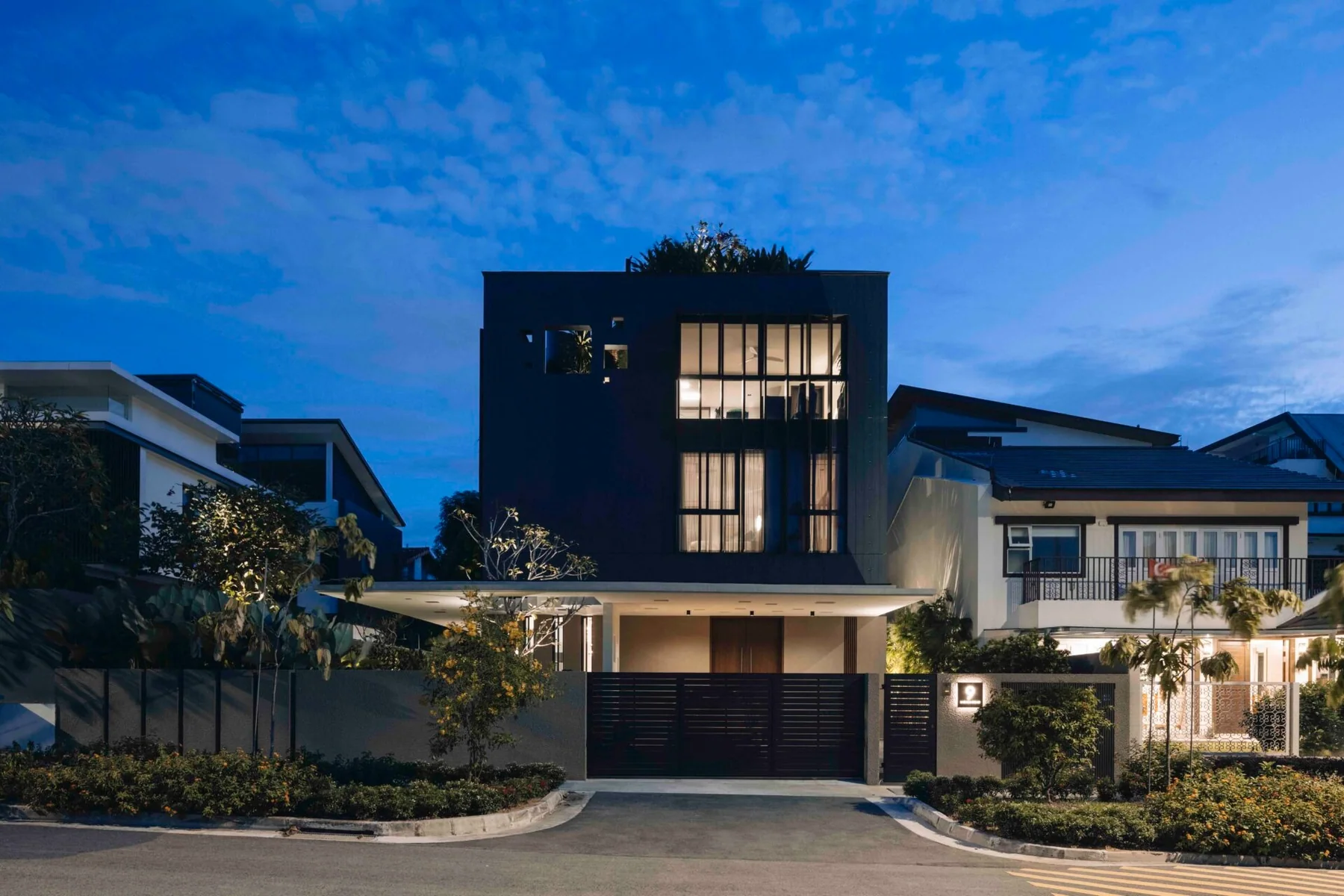 AR43%20Architects%20 %20Perforated%20House%20 %209%20Saraca%20Road%203, Design Authority