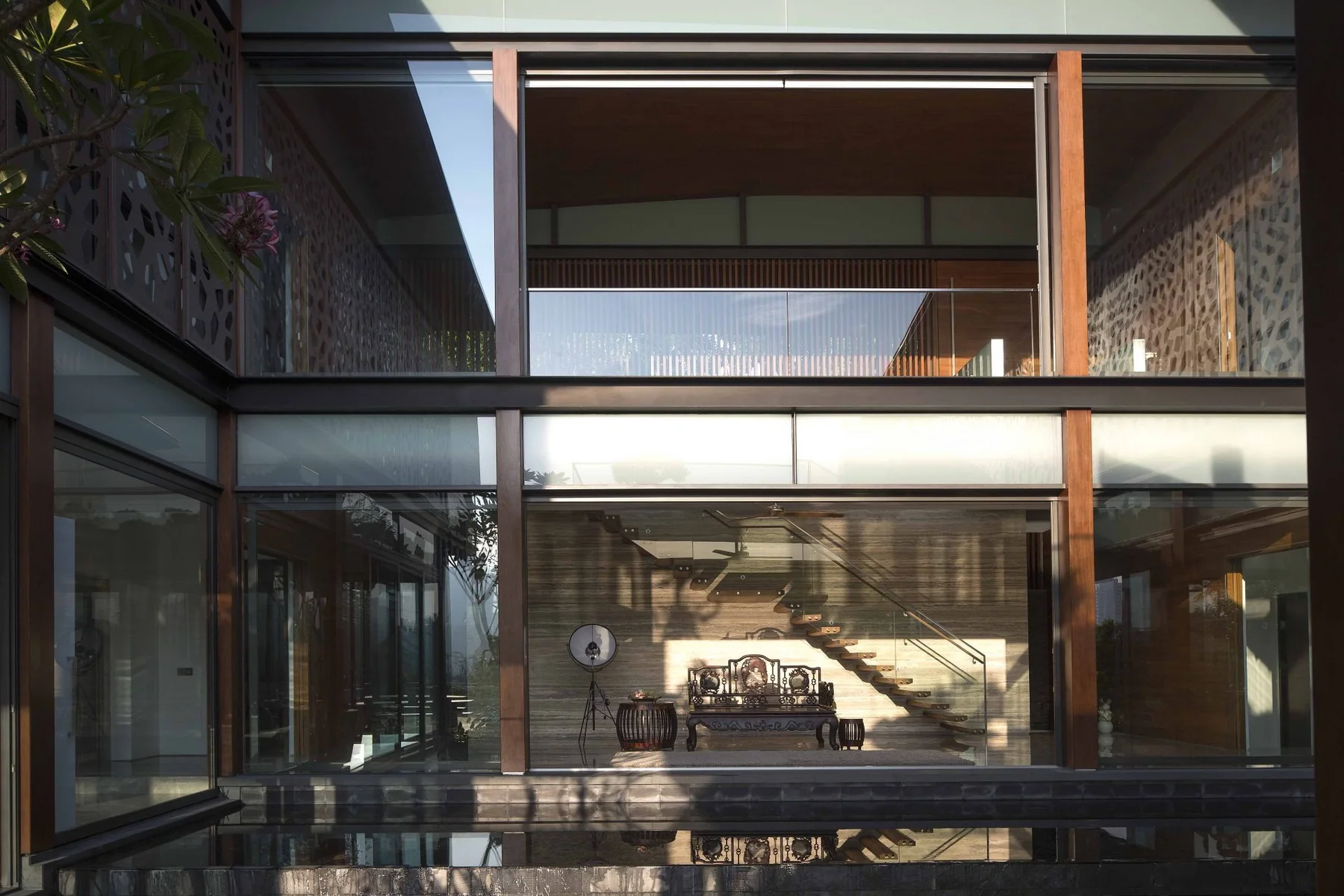 AR43%20Architects%20 %20Hillside%20House%20 %2022%20Olive%20Road%2012, Design Authority
