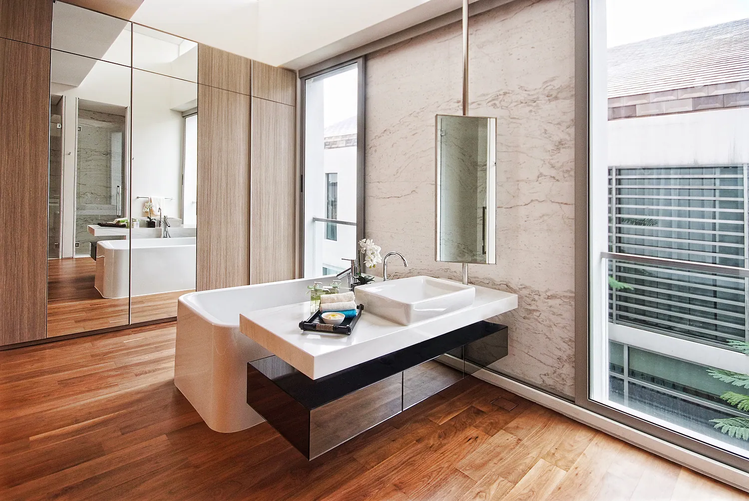 Cove%20Way%20Bungalow%20Bathroom%20 %20D'Perception%20Ritz, Design Authority