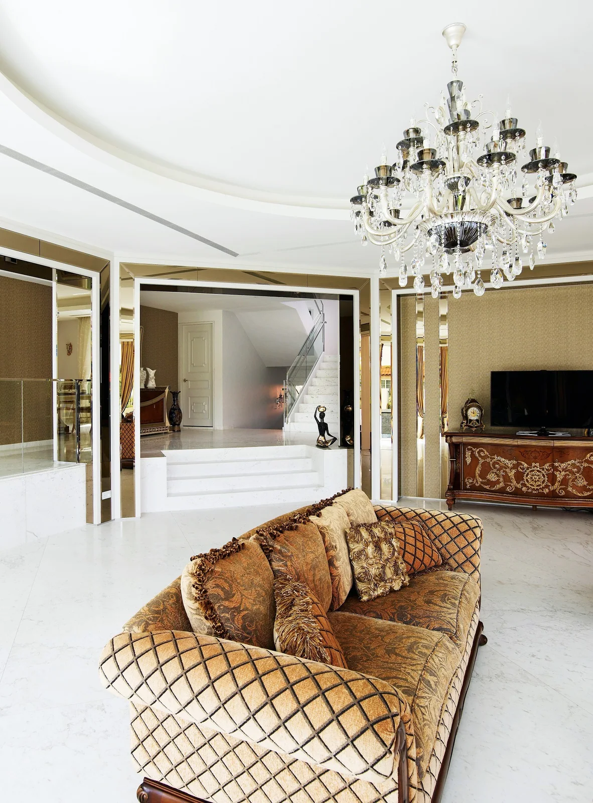 Modern Eclectic Classicism by D’Perception Ritz, view 3