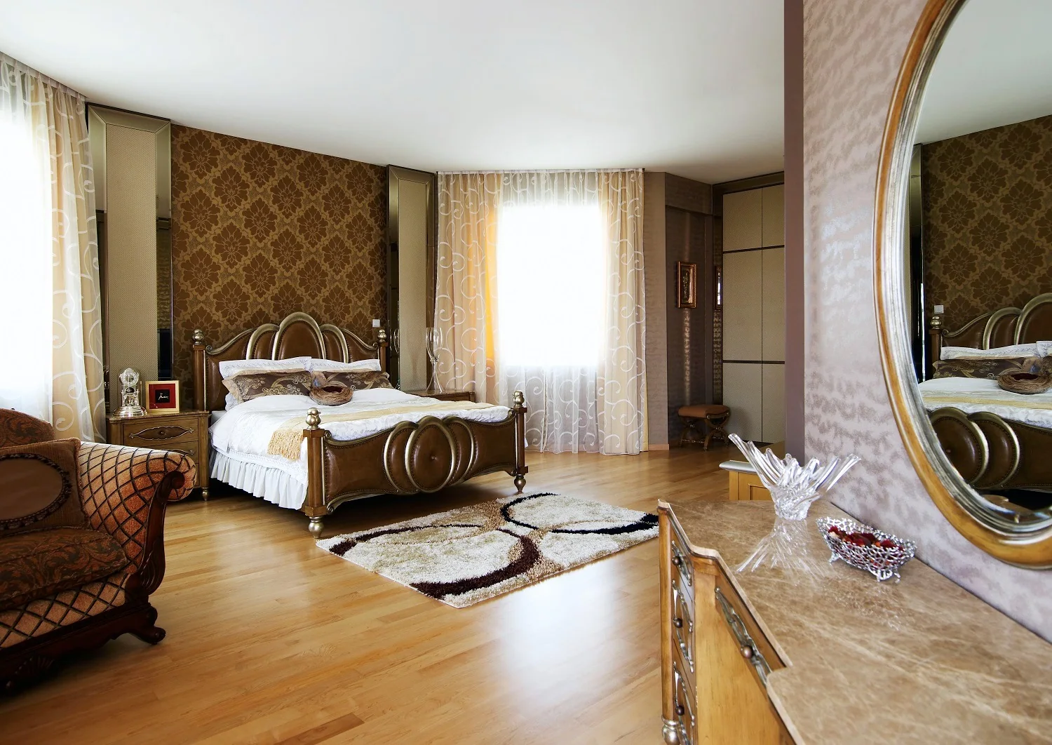Modern Eclectic Classicism by D’Perception Ritz, view 6