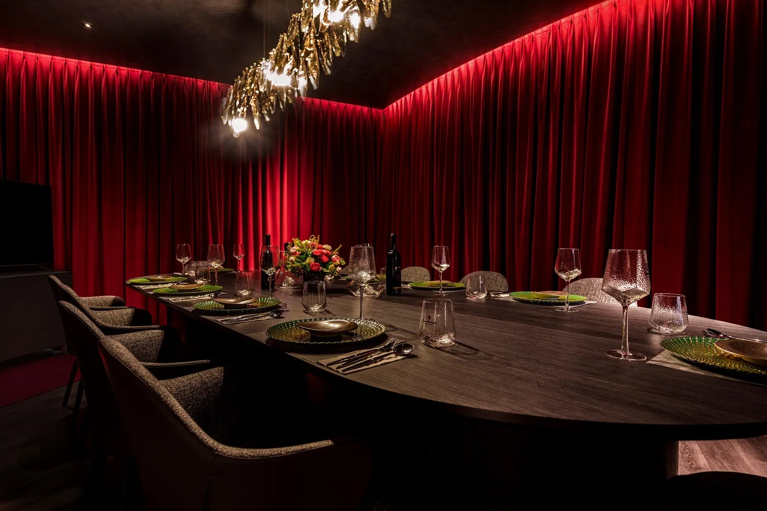 Refined Luxury & Strategic Versatility @ Club Di Lusso by Mr Shopper Studio, view 6