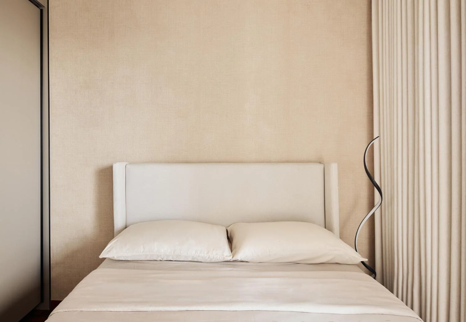 Ochre Retreat @ Stirling Road by MYNMYN Studio, view 20