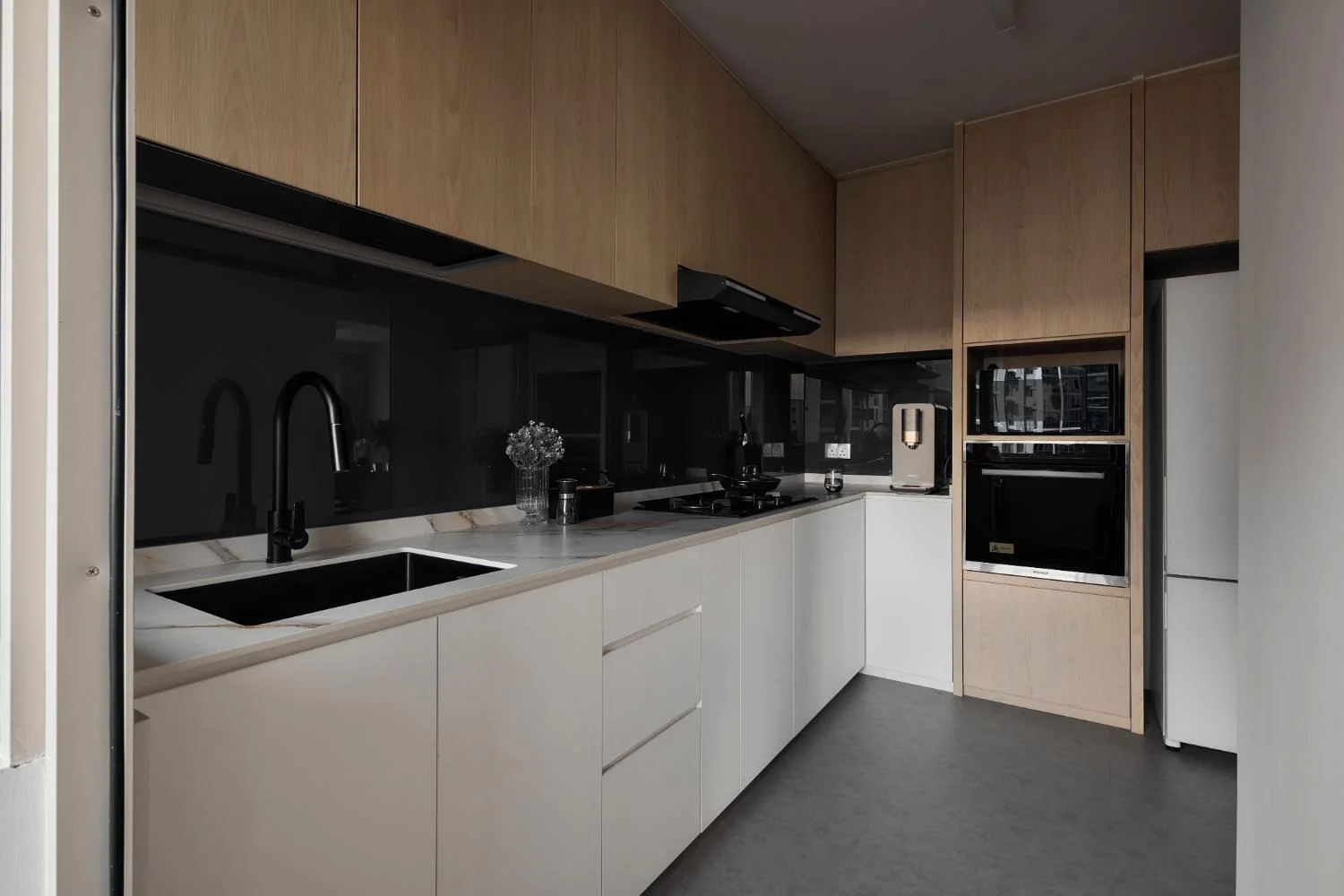 Equinox Elegance @ Compassvale by MYNMYN Studio, view 11
