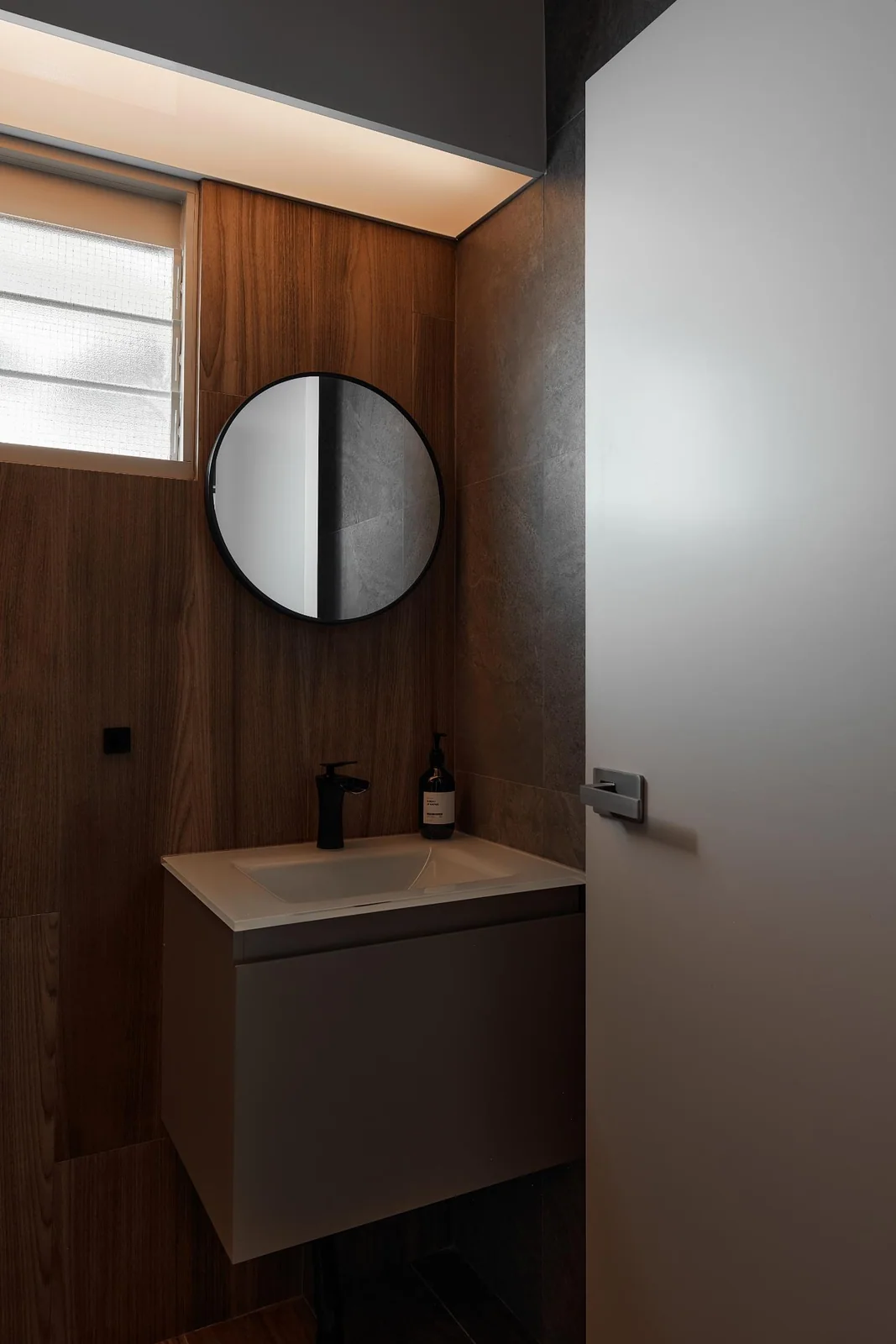 Equinox Elegance @ Compassvale by MYNMYN Studio, view 14