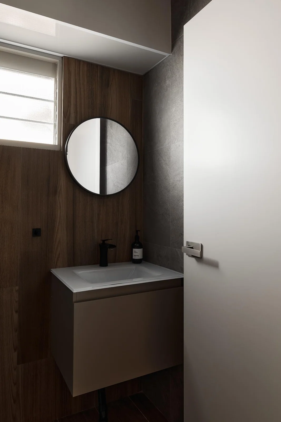 Equinox Elegance @ Compassvale by MYNMYN Studio, view 15