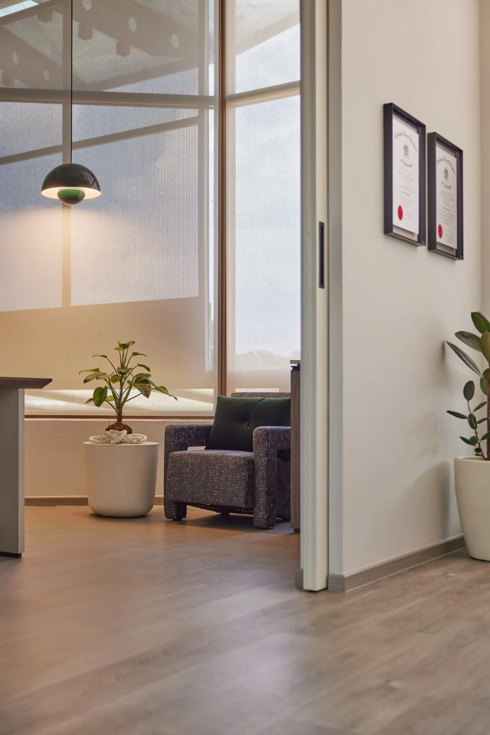 Neumark Lung & Chest Surgery Centre by Nanas Design, view 3