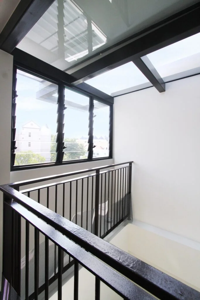 Asiatic Contemporary 10 By Nic Wes Builders, Design Authority