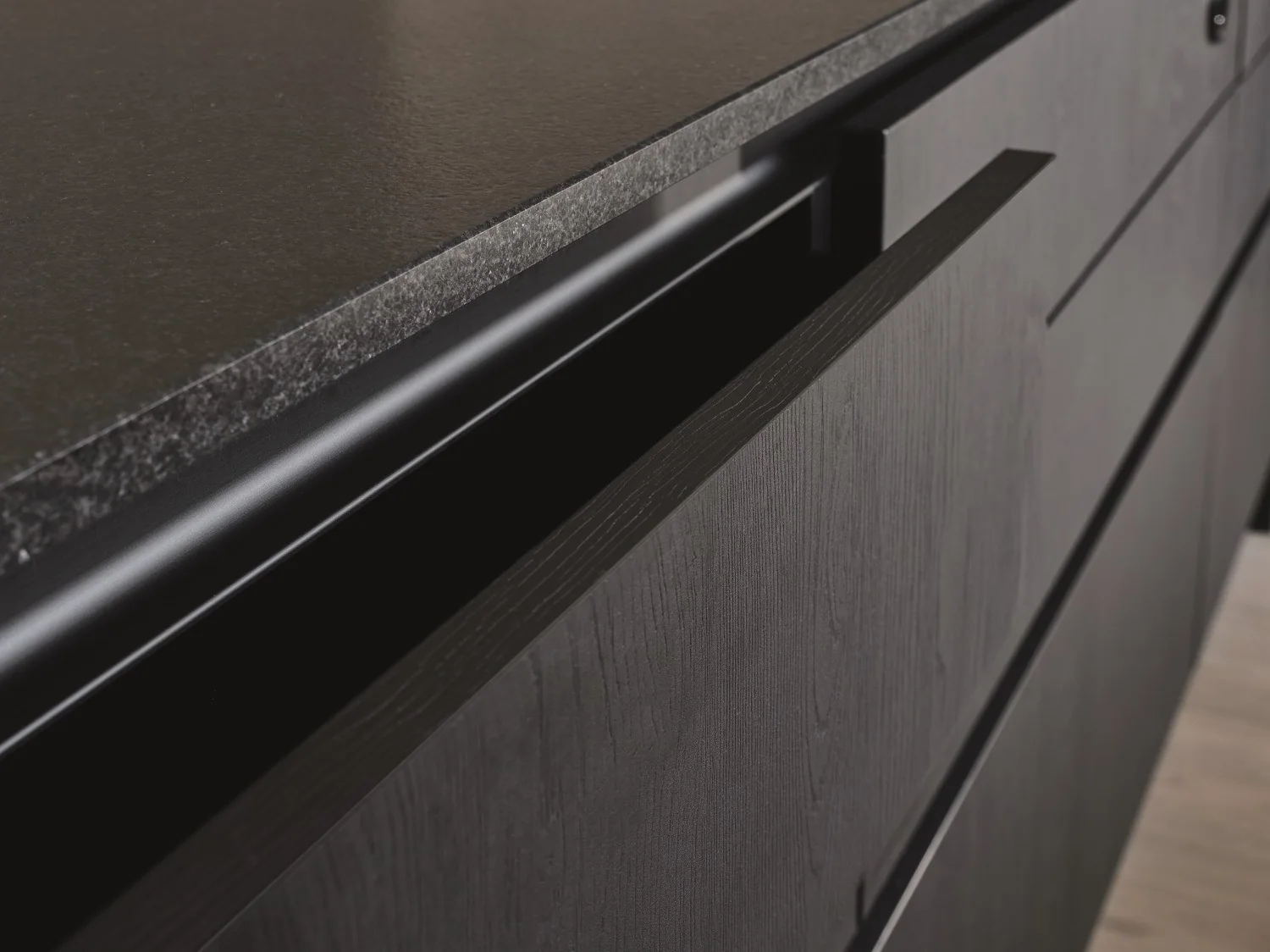 Kitchen Cabinet EGGER CLEAF 4, Design Authority