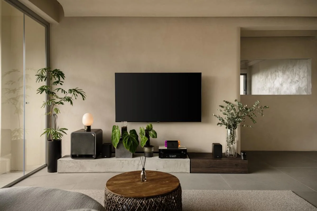 Neptune Courts by OVON Design, view 1