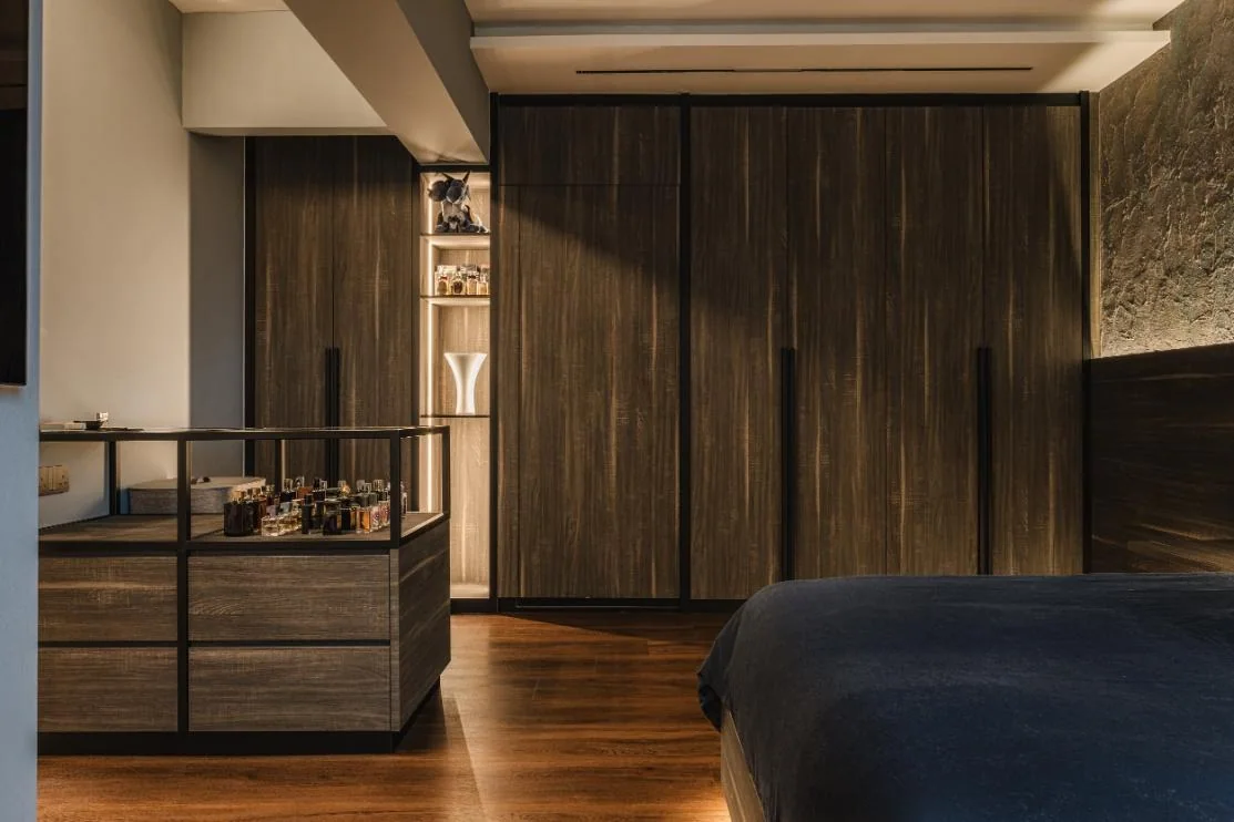 Woodlands Rise Apartment by ProjectGuru, view 1