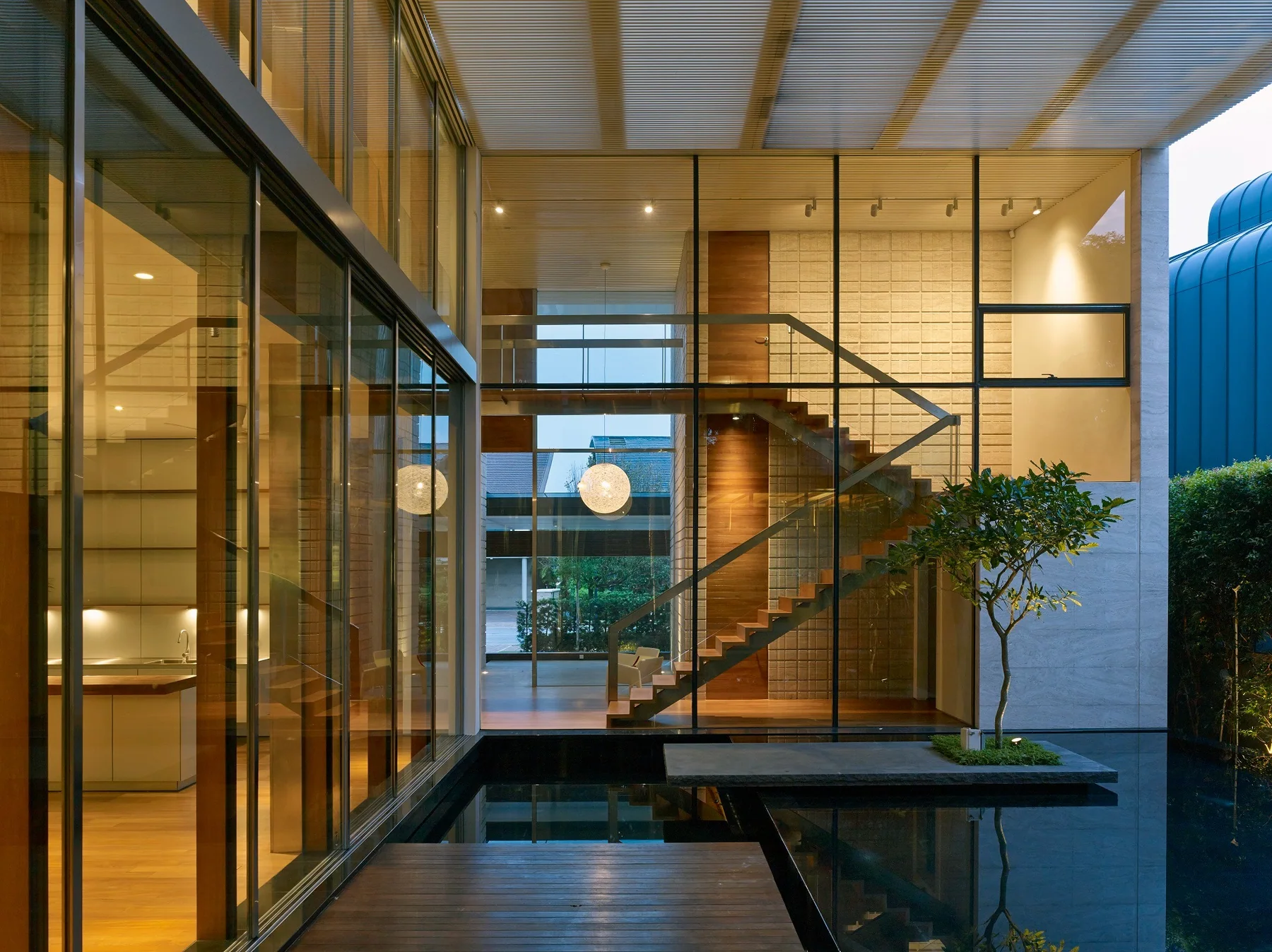 Robert Greg Shand Architects Architecture Interior Design 86 Cove Drive Singapore 3, Design Authority