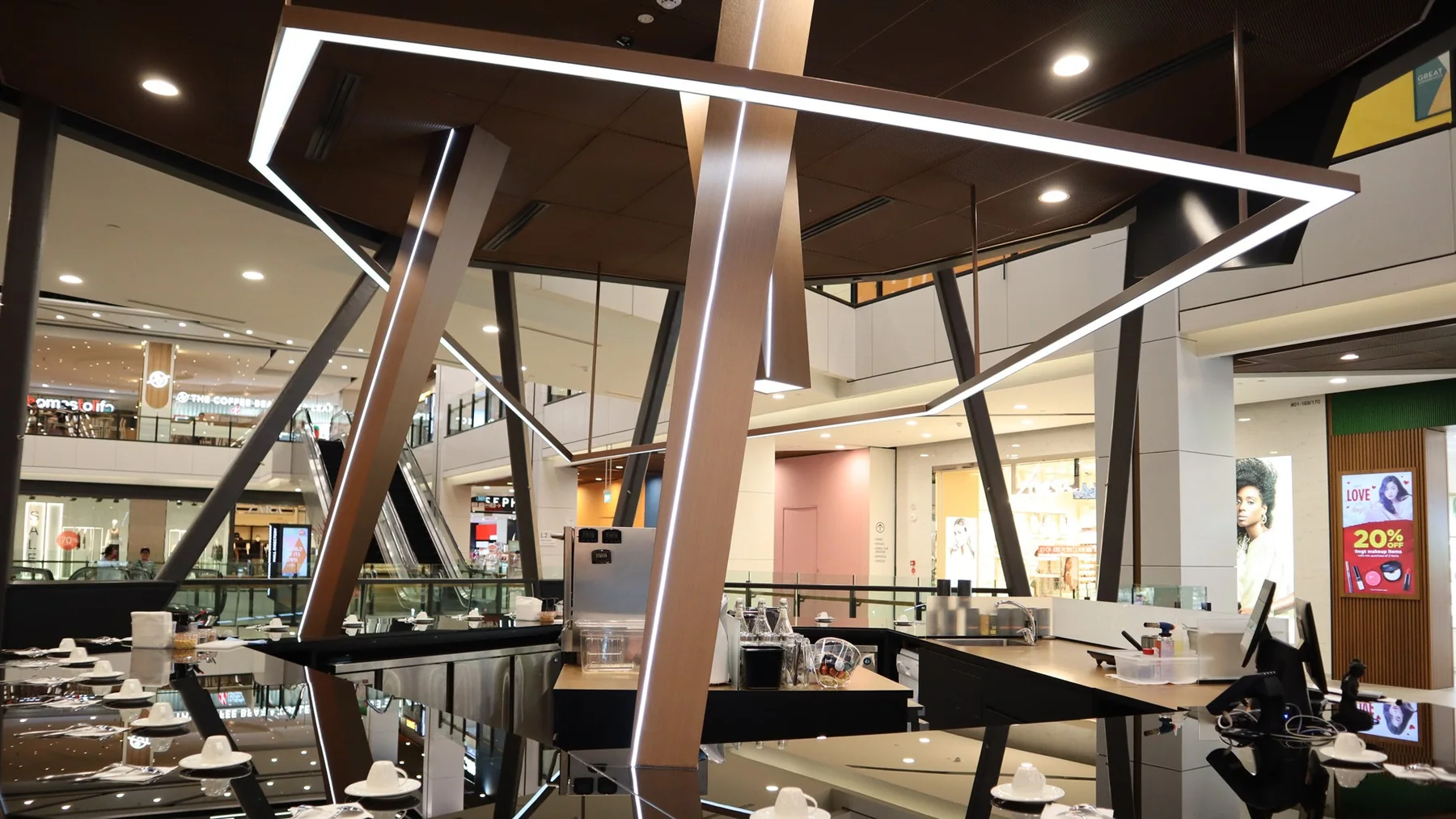 House on the Moon(Great World City Flagship Store) by SODA®Spirit Of Design Analogy, view 6