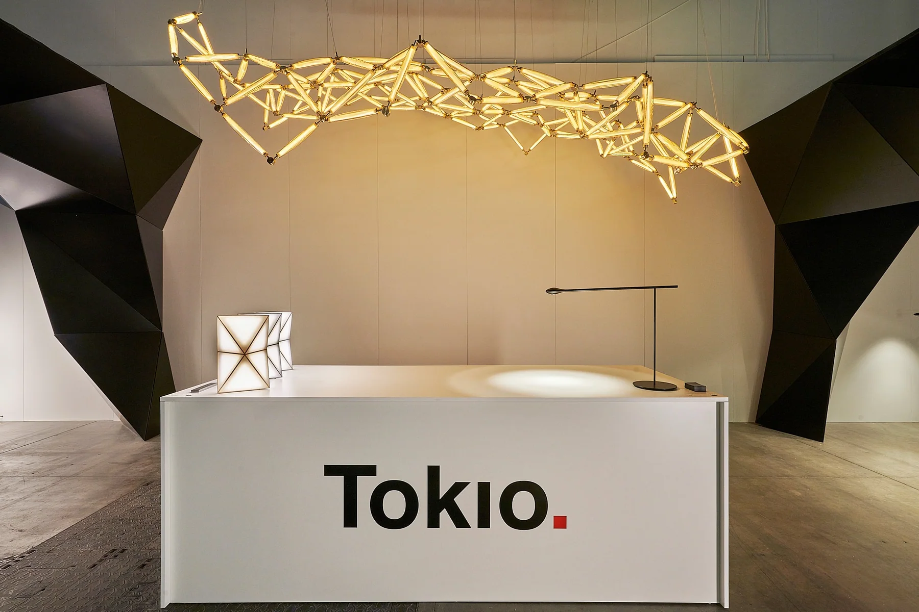 Euroluce Tokio 2023 2, Design Authority