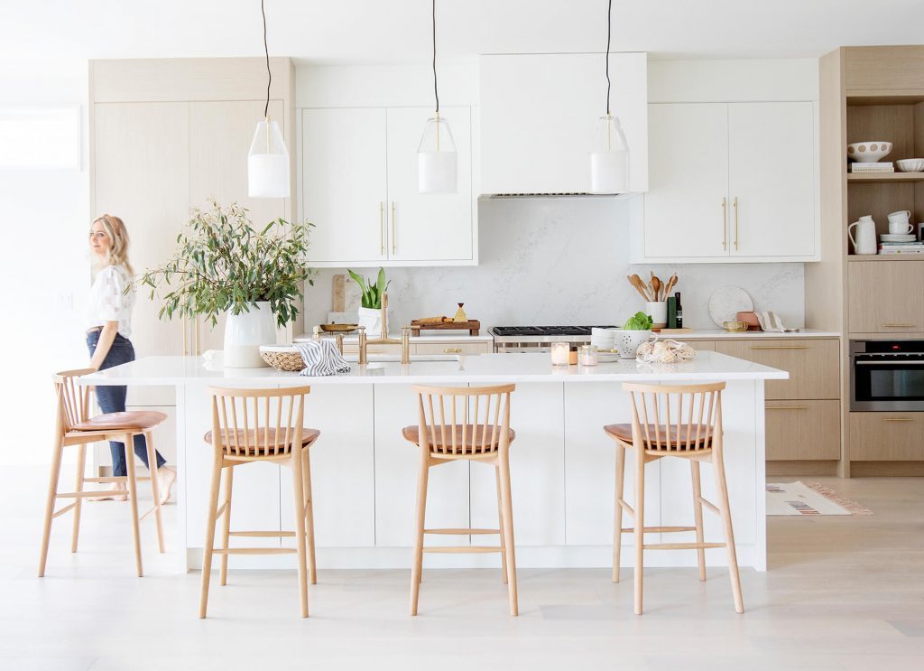 White Kitchen Via House Home Magazine Designer Tanya Krpan Dakota Homes 1024x743, Design Authority