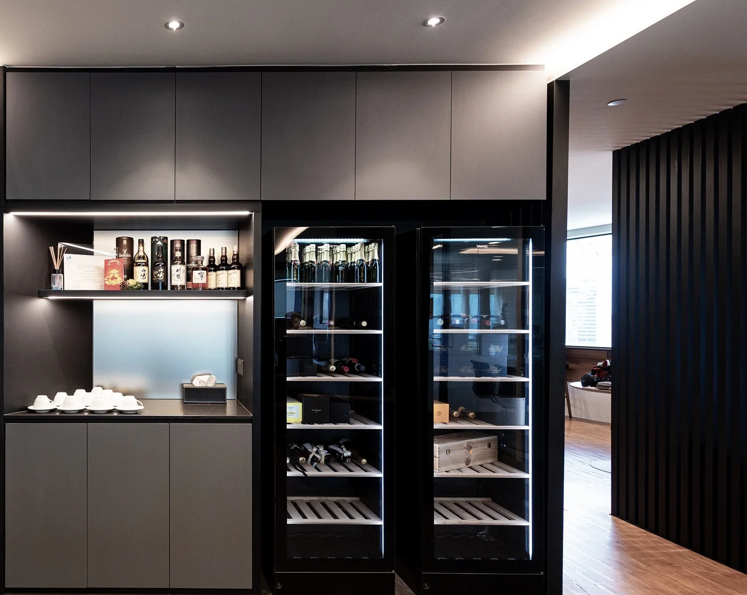 Corporate Luxury by YWA Studio, view 4